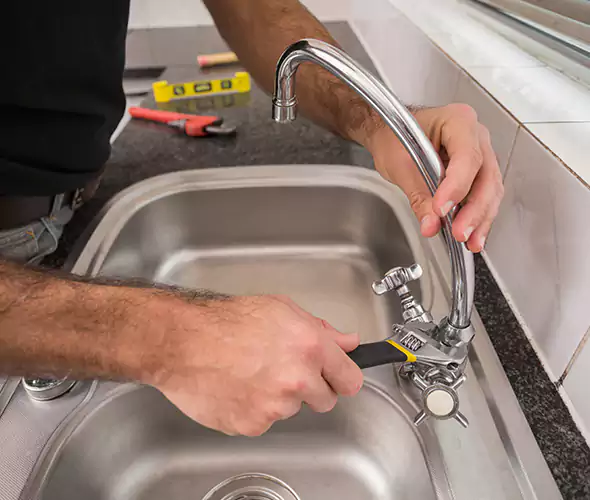Local Experts for Faucet Repair in Elmwood Park, NJ:Schedule Affordable Faucet Repair Services with Us