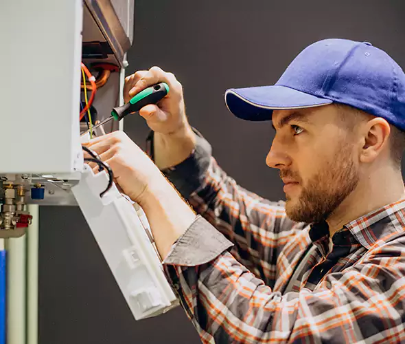 Expert Plumber for Tankless Water Heater Maintenance in Elmwood Park, NJ: Schedule Professional Maintenance Services with Us