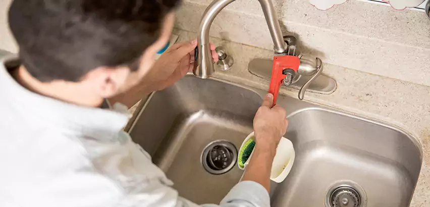 Faucet Repair in Elmwood Park